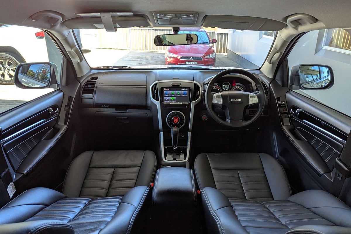 2021 Isuzu MU-X LS-T