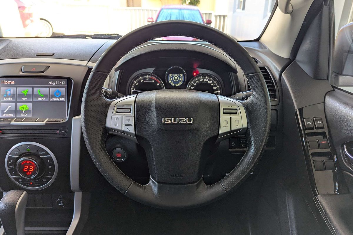 2021 Isuzu MU-X LS-T