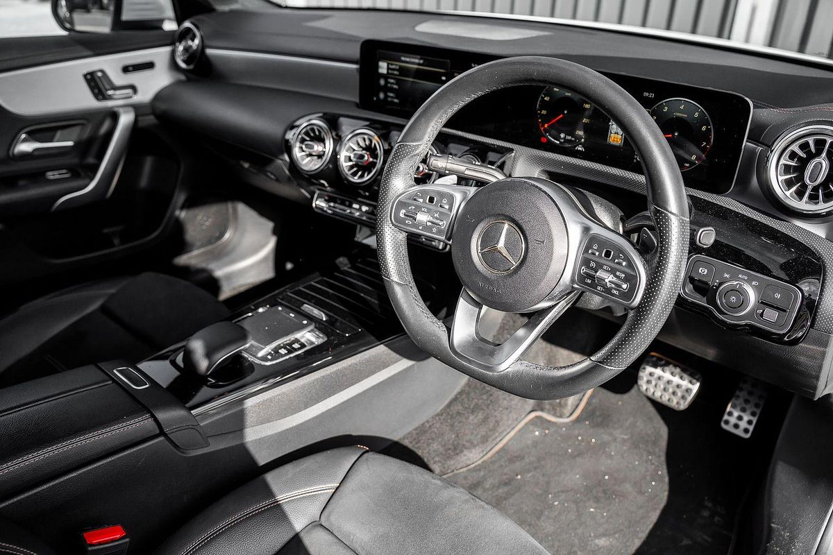 2019 Mercedes-Benz A-Class A200 V177