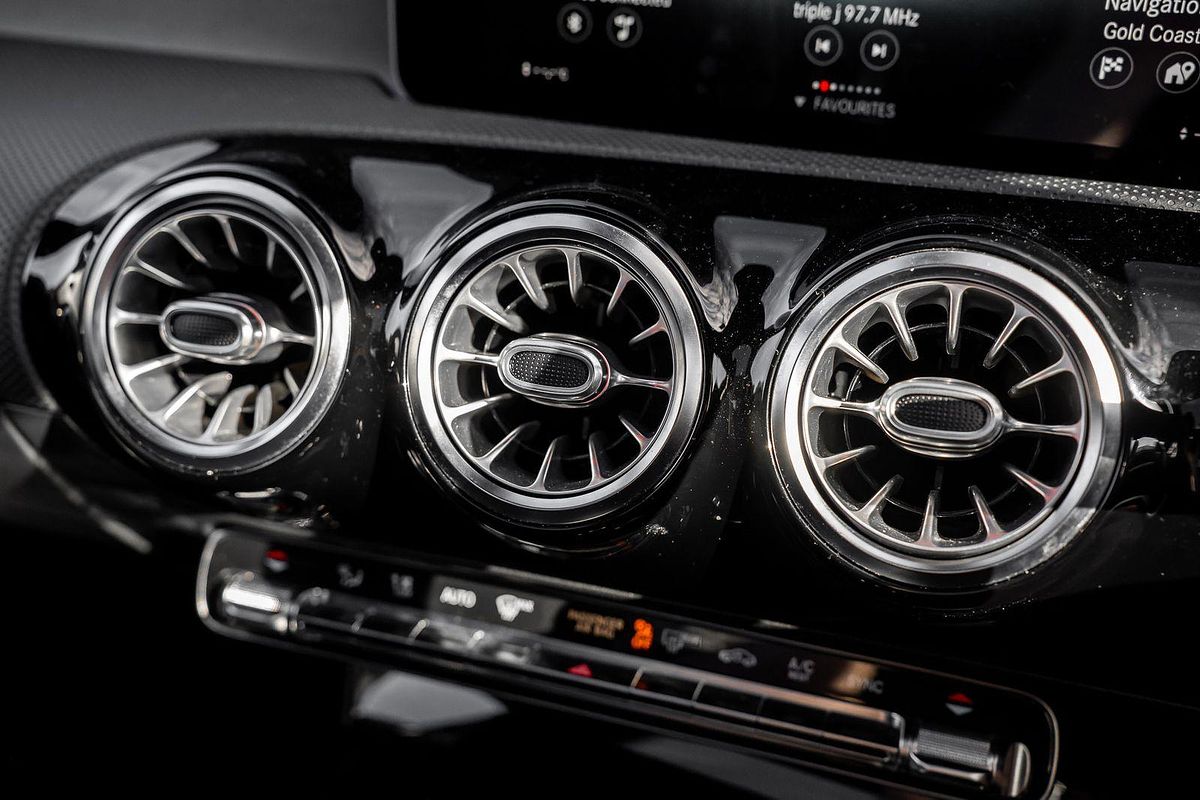 2019 Mercedes-Benz A-Class A200 V177