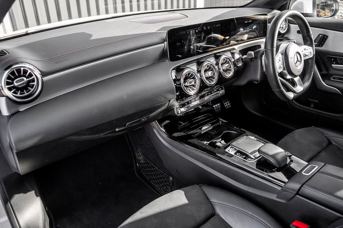 2019 Mercedes-Benz A-Class A200 V177