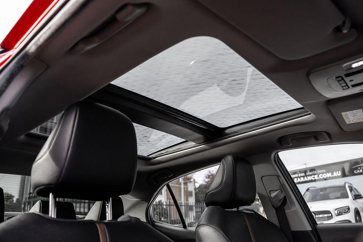 2018 Toyota Camry SL ASV70R