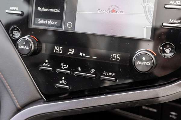 2018 Toyota Camry SL ASV70R