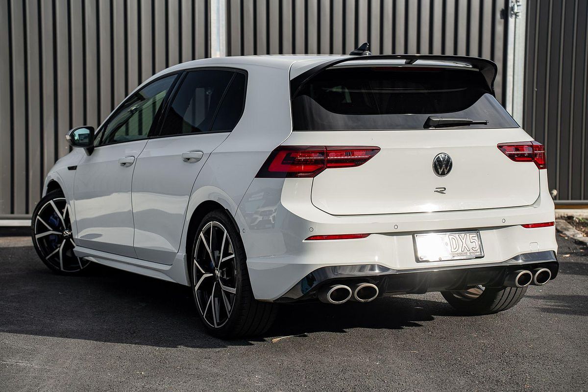 2022 Volkswagen Golf R 8