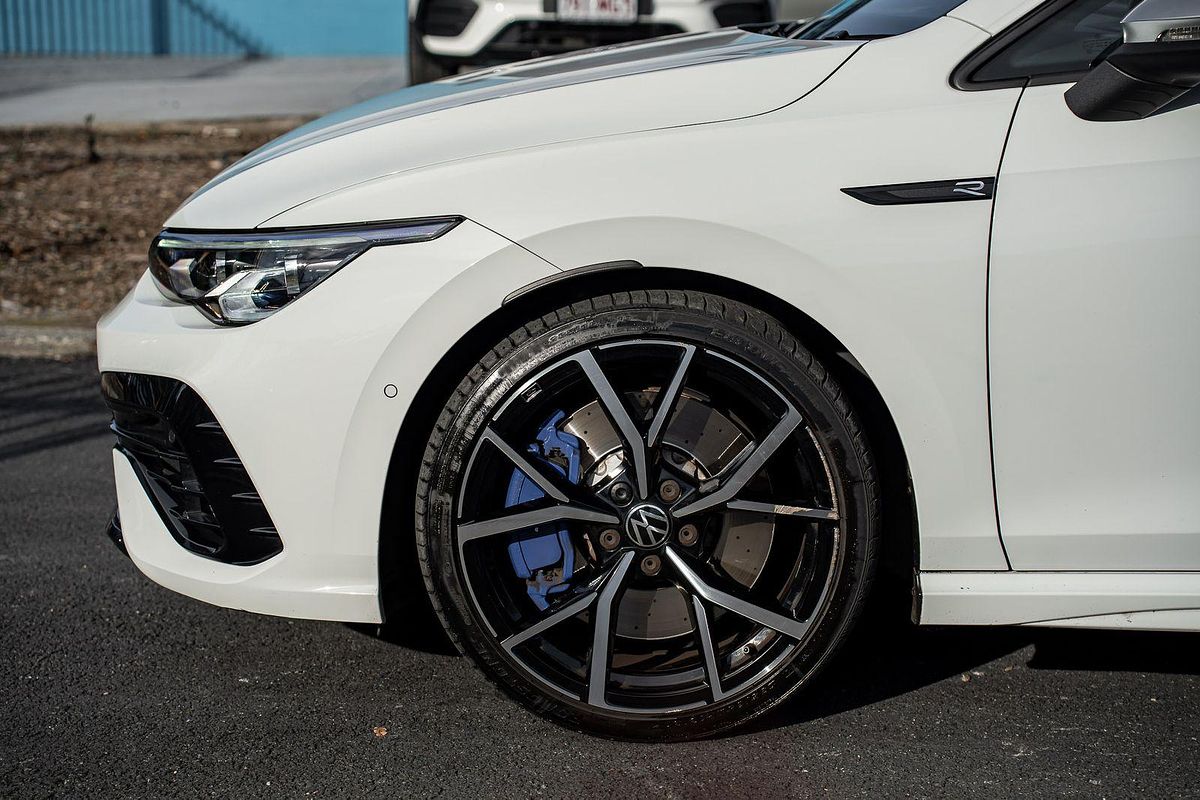 2022 Volkswagen Golf R 8