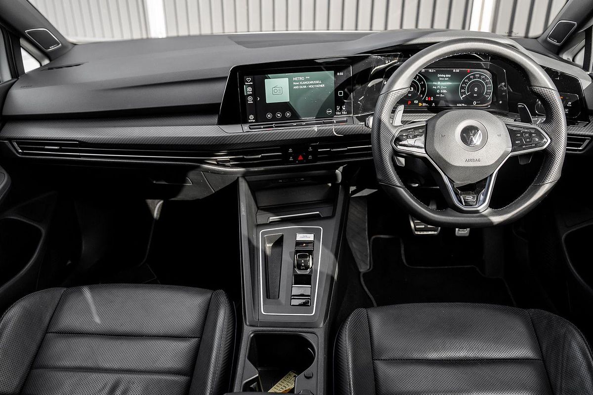 2022 Volkswagen Golf R 8