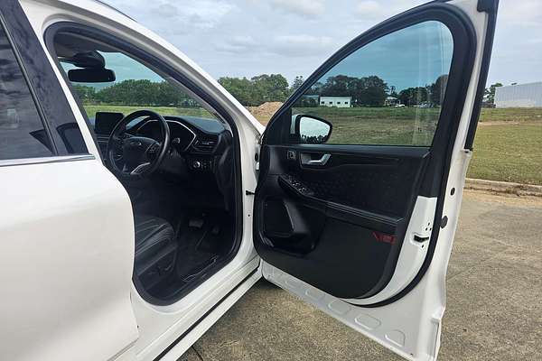 2020 Ford Escape Vignale ZH