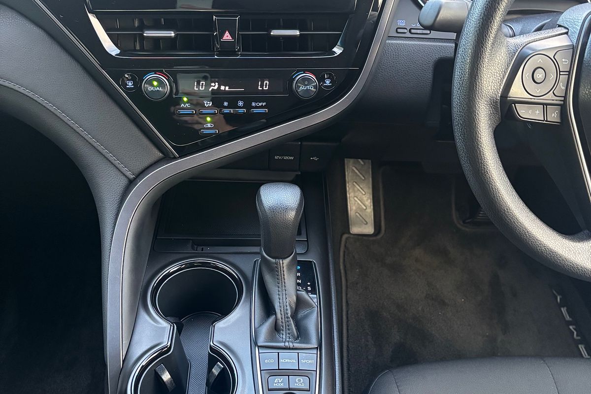 2022 Toyota Camry Ascent AXVH70R