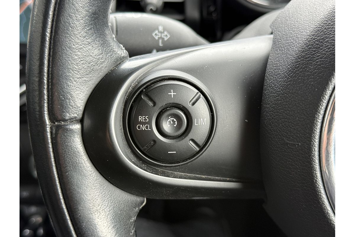 2018 MINI Hatch Cooper F56