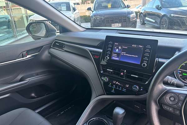 2022 Toyota Camry Ascent AXVH70R