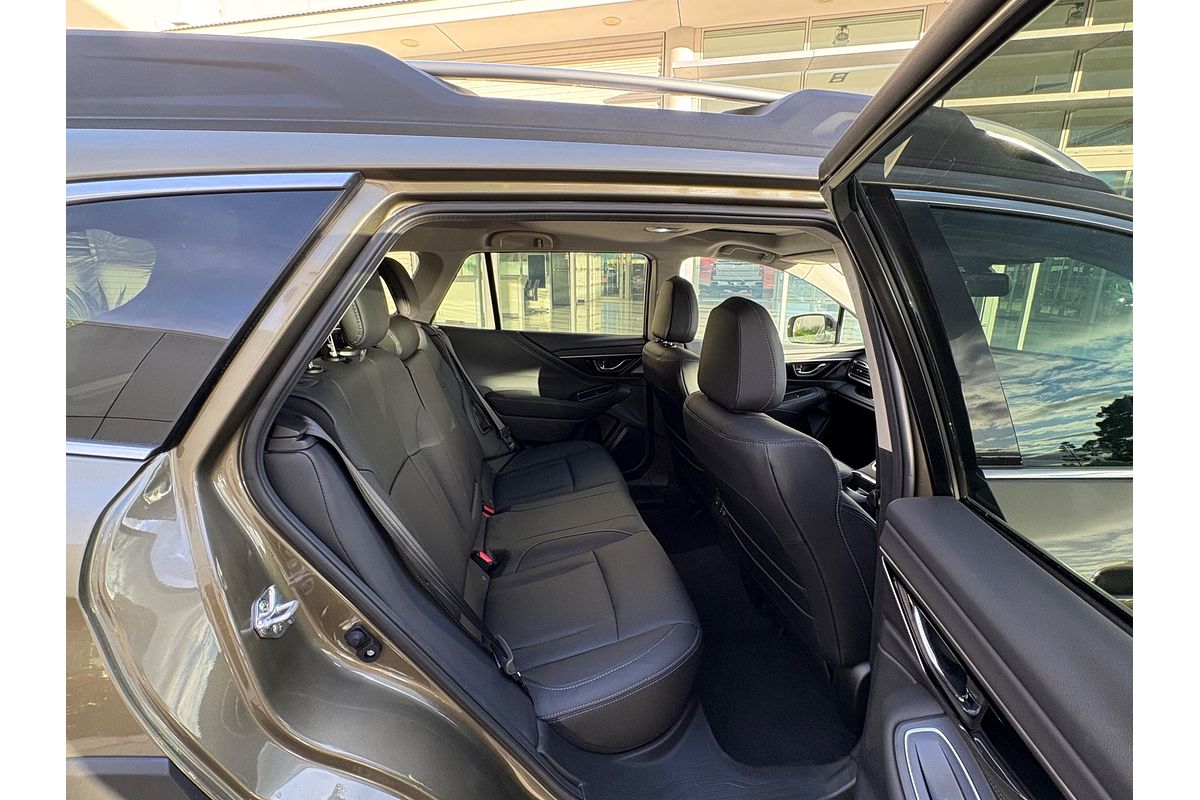2025 Subaru Outback AWD Touring XT 6GEN