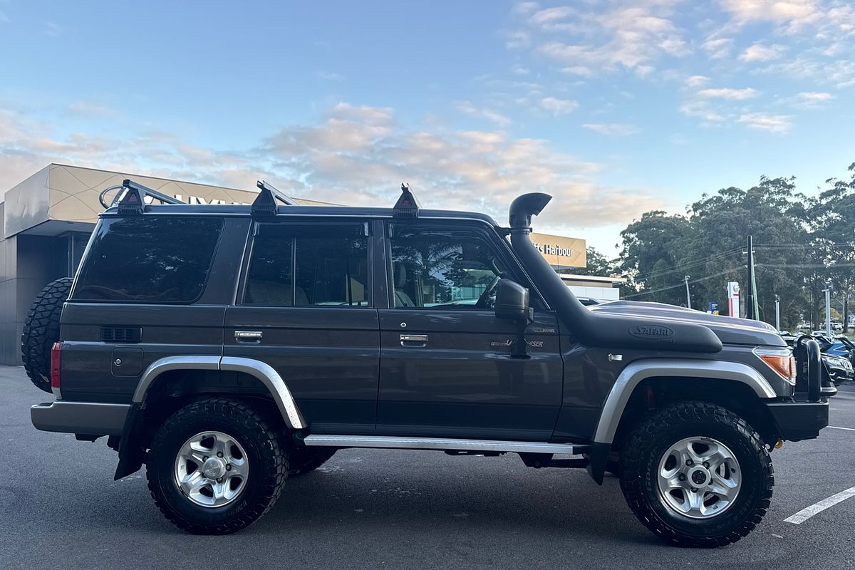 2021 Toyota Landcruiser GXL VDJ76R