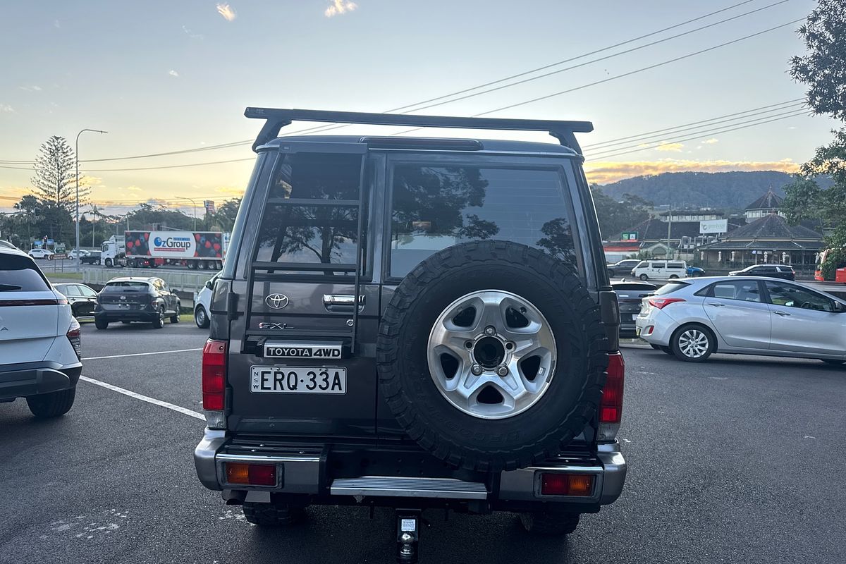2021 Toyota Landcruiser GXL VDJ76R