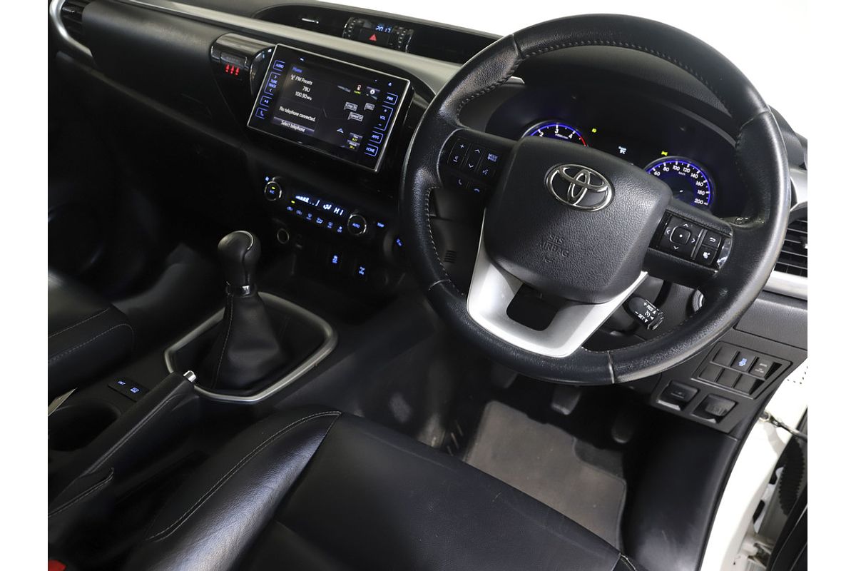 2017 Toyota Hilux SR5 GUN126R 4X4