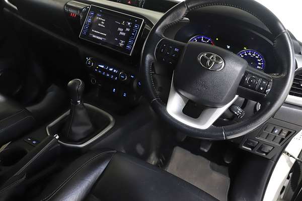 2017 Toyota Hilux SR5 GUN126R 4X4
