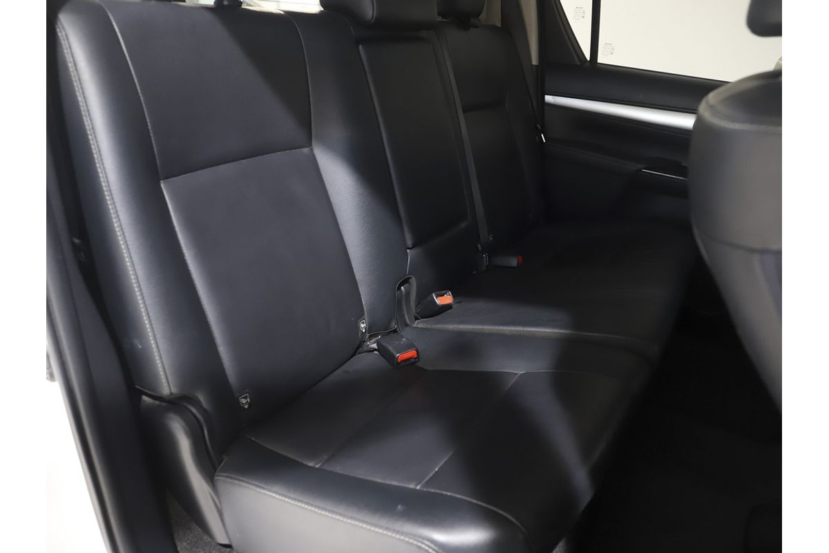 2017 Toyota Hilux SR5 GUN126R 4X4