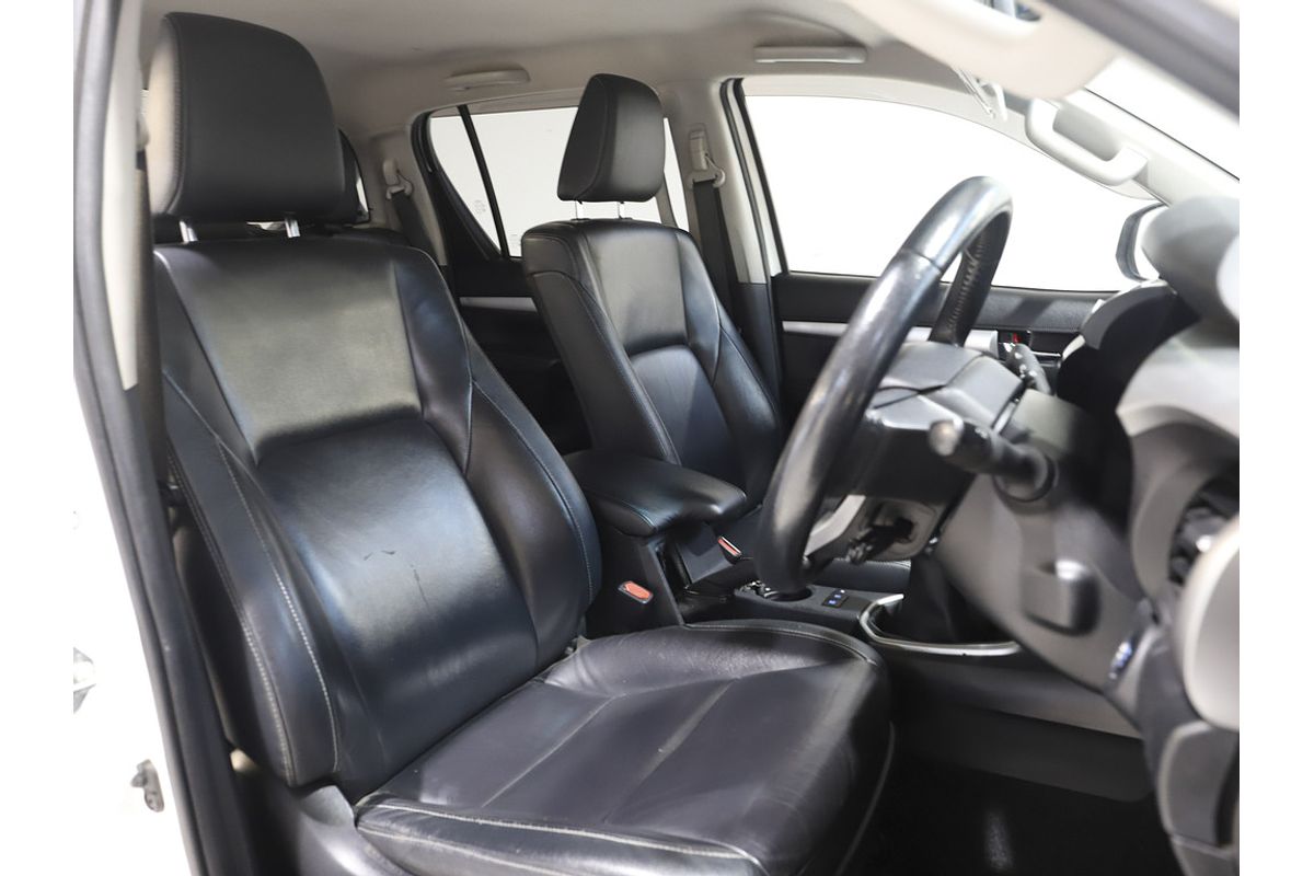 2017 Toyota Hilux SR5 GUN126R 4X4