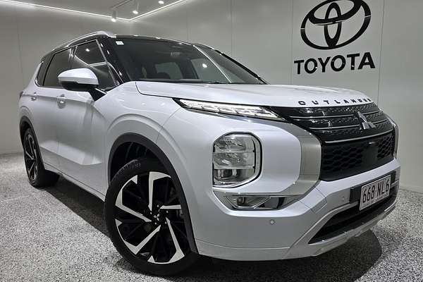2022 Mitsubishi OUTLANDER OUTLANDER EXCEED TOURER 7 SEAT (AWD) ZM4F46
