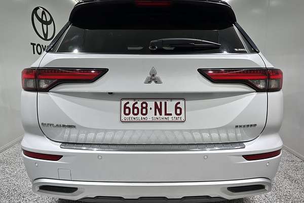2022 Mitsubishi OUTLANDER OUTLANDER EXCEED TOURER 7 SEAT (AWD) ZM4F46