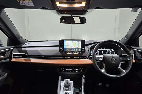 2022 Mitsubishi OUTLANDER OUTLANDER EXCEED TOURER 7 SEAT (AWD) ZM4F46