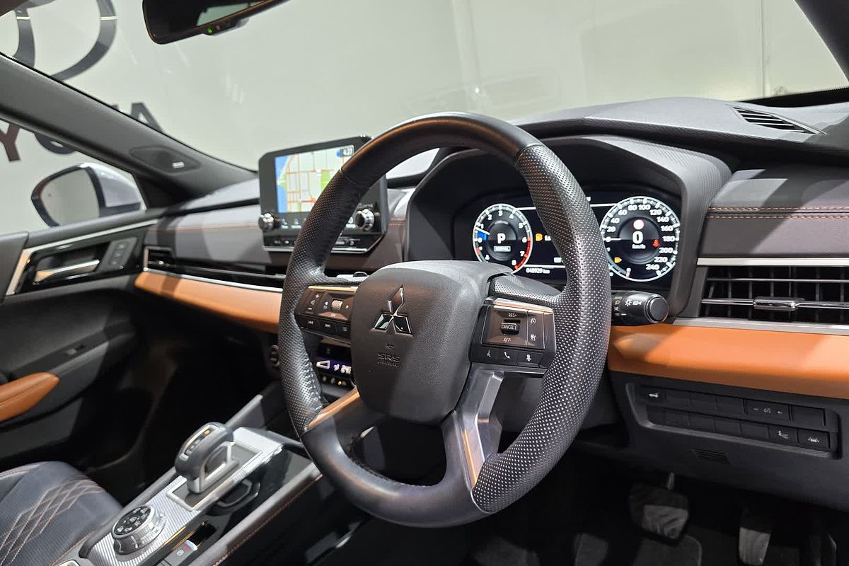 2022 Mitsubishi OUTLANDER OUTLANDER EXCEED TOURER 7 SEAT (AWD) ZM4F46