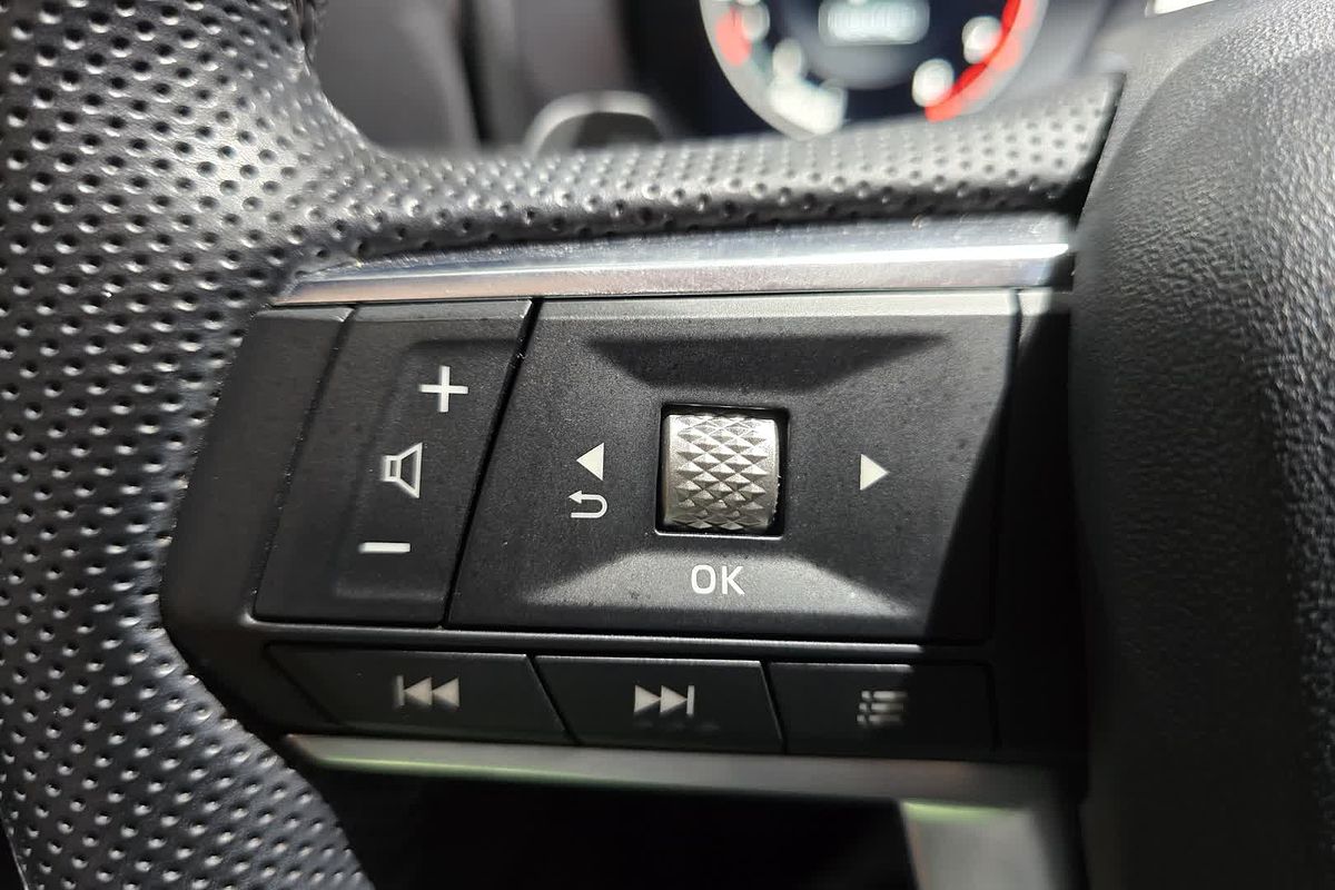 2022 Mitsubishi OUTLANDER OUTLANDER EXCEED TOURER 7 SEAT (AWD) ZM4F46