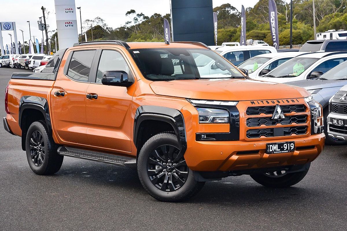 2025 Mitsubishi Triton GSR MV 4X4