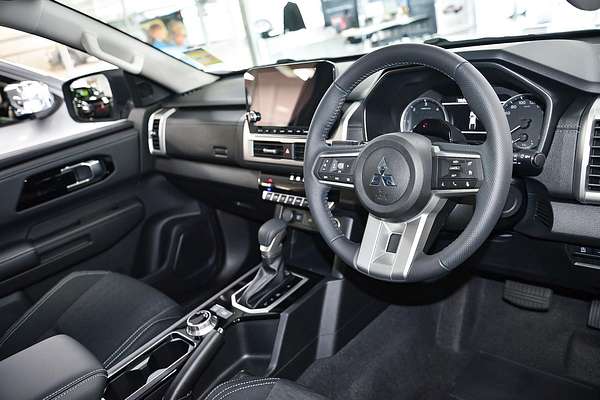 2025 Mitsubishi Triton GLS MV 4X4