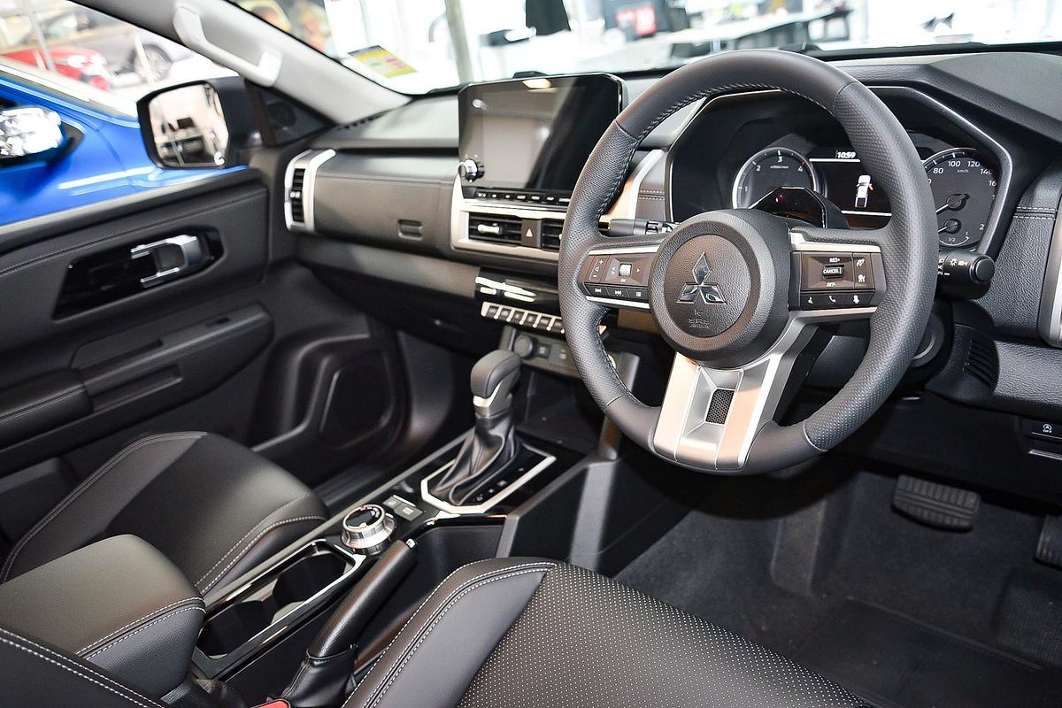 2025 Mitsubishi Triton GLS MV 4X4