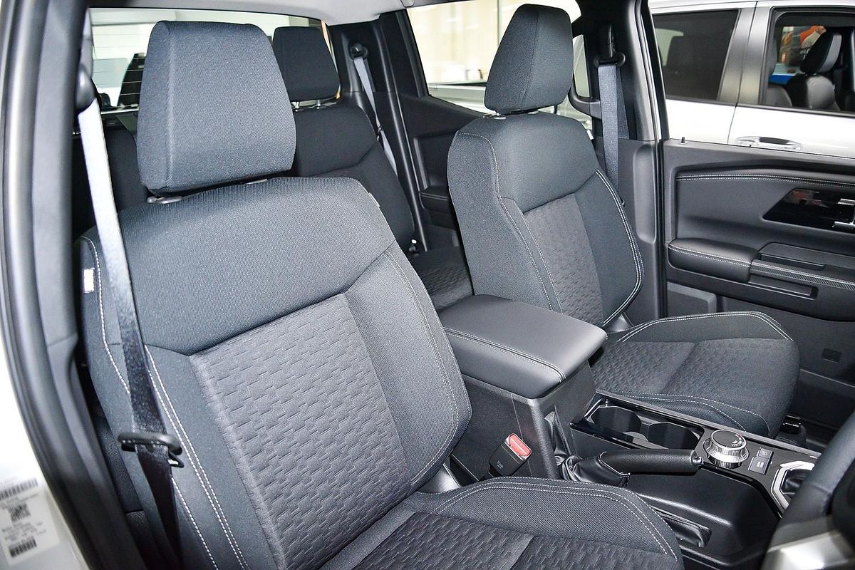 2025 Mitsubishi Triton GLS MV 4X4
