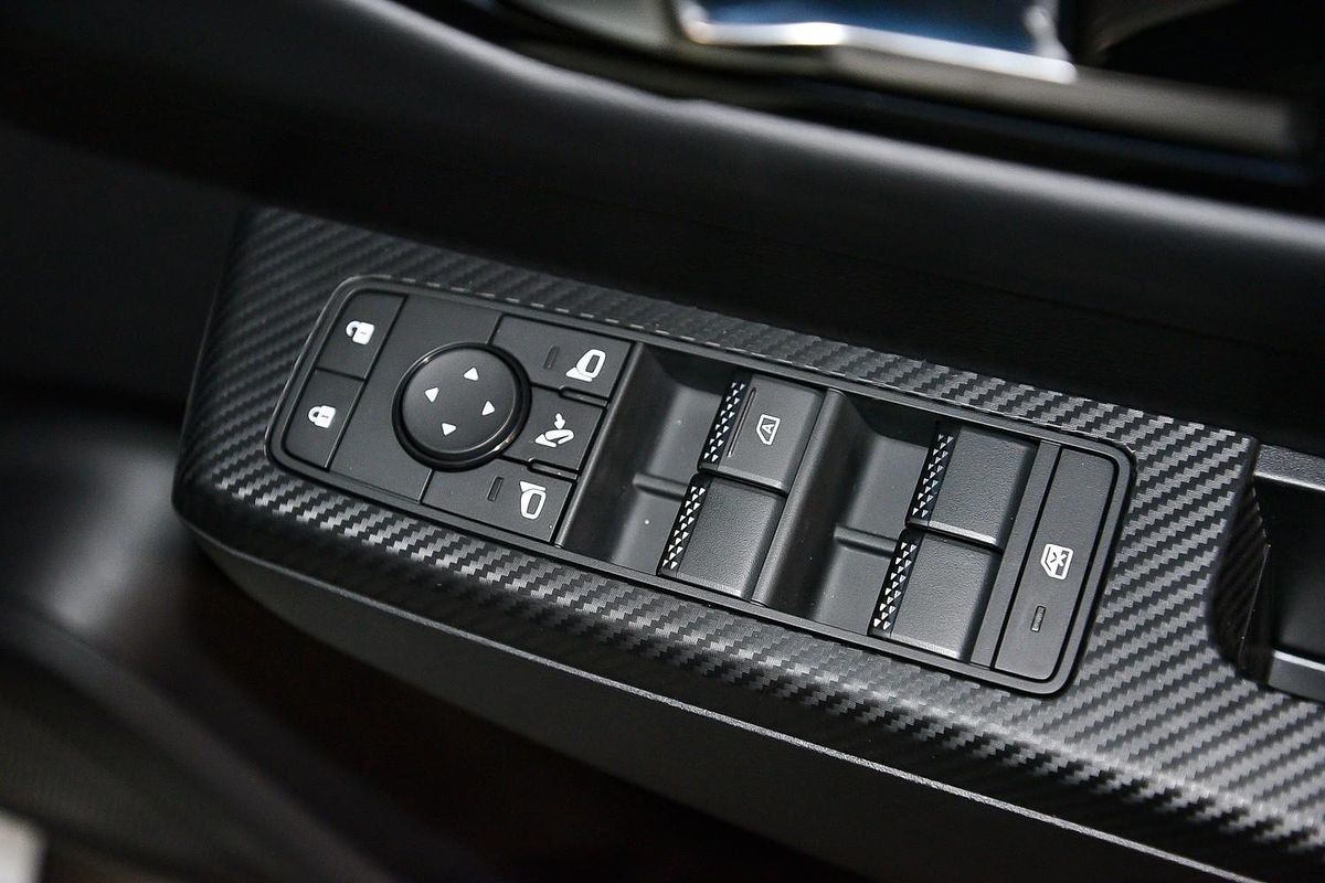 2025 Mitsubishi Triton GLS MV 4X4