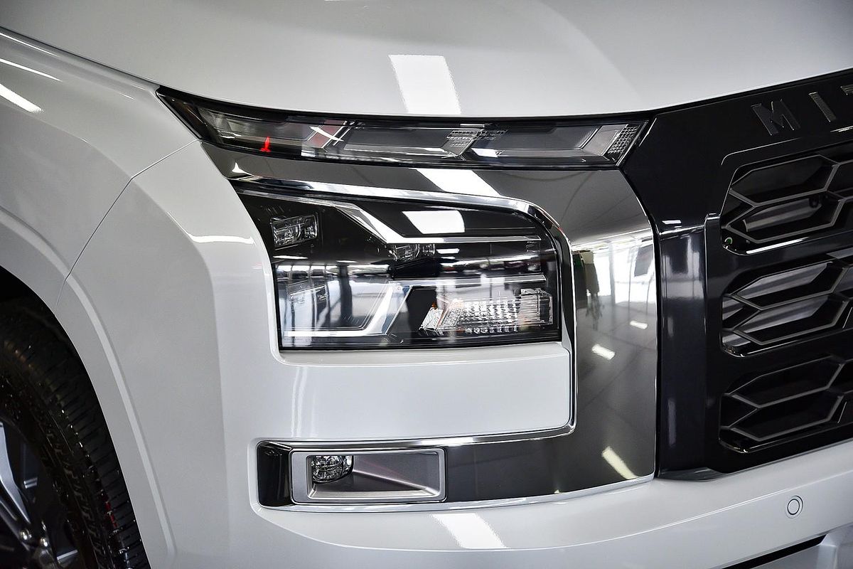 2025 Mitsubishi Triton GLS MV 4X4