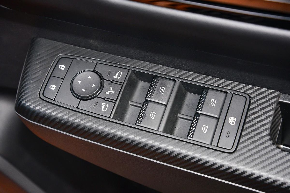 2025 Mitsubishi Triton GSR MV 4X4