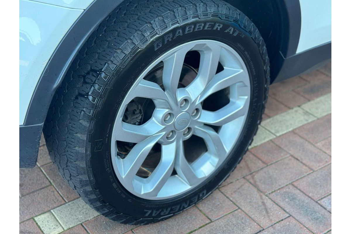 2017 Land Rover Discovery Sport TD4 150 SE L550