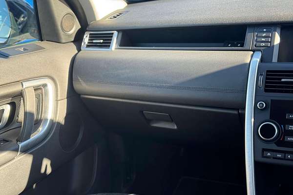 2017 Land Rover Discovery Sport TD4 150 SE L550
