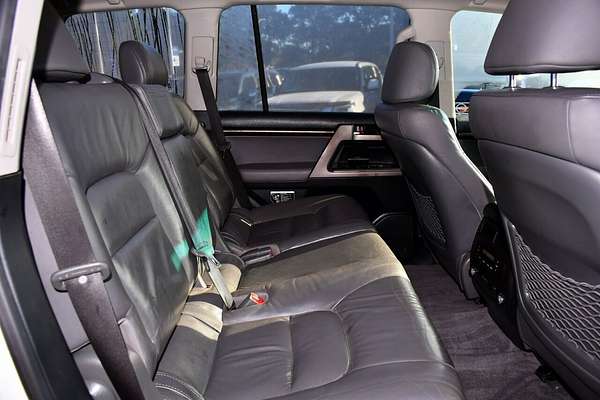 2010 Toyota Landcruiser Sahara VDJ200R