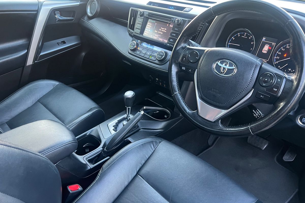 2017 Toyota RAV4 Cruiser ASA44R