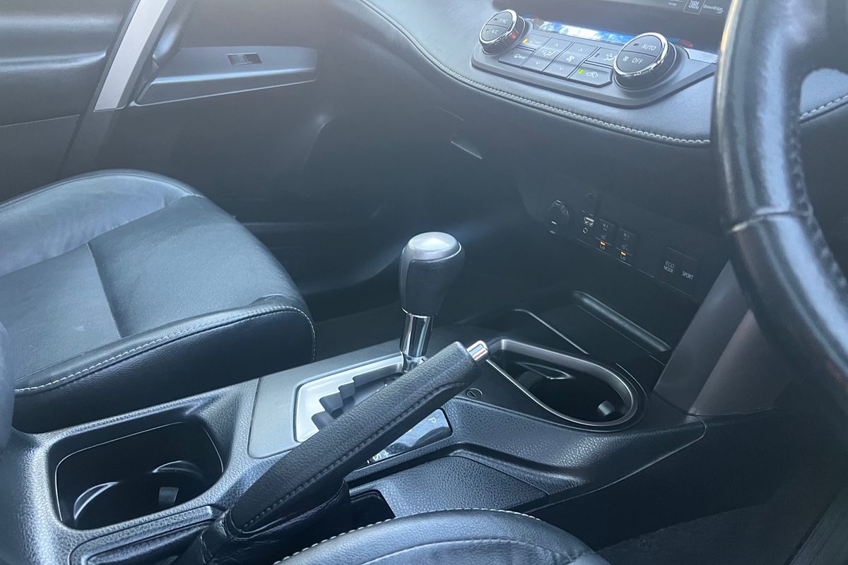 2017 Toyota RAV4 Cruiser ASA44R