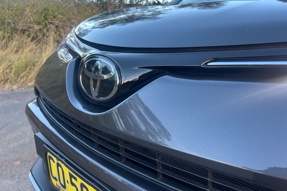 2017 Toyota RAV4 Cruiser ASA44R