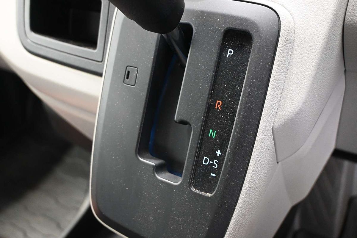 2021 Toyota Hiace GDH300R LWB