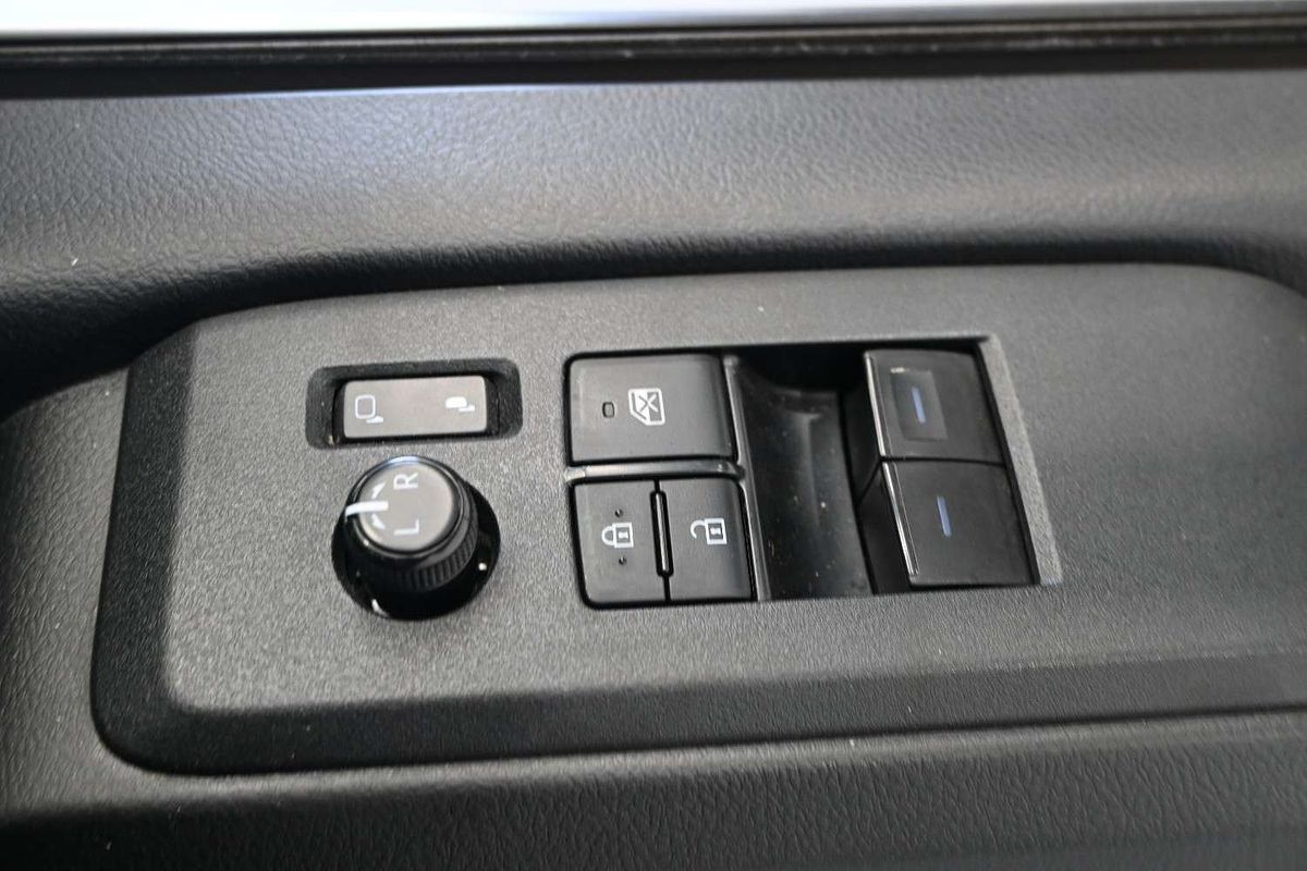 2021 Toyota Hiace GDH300R LWB