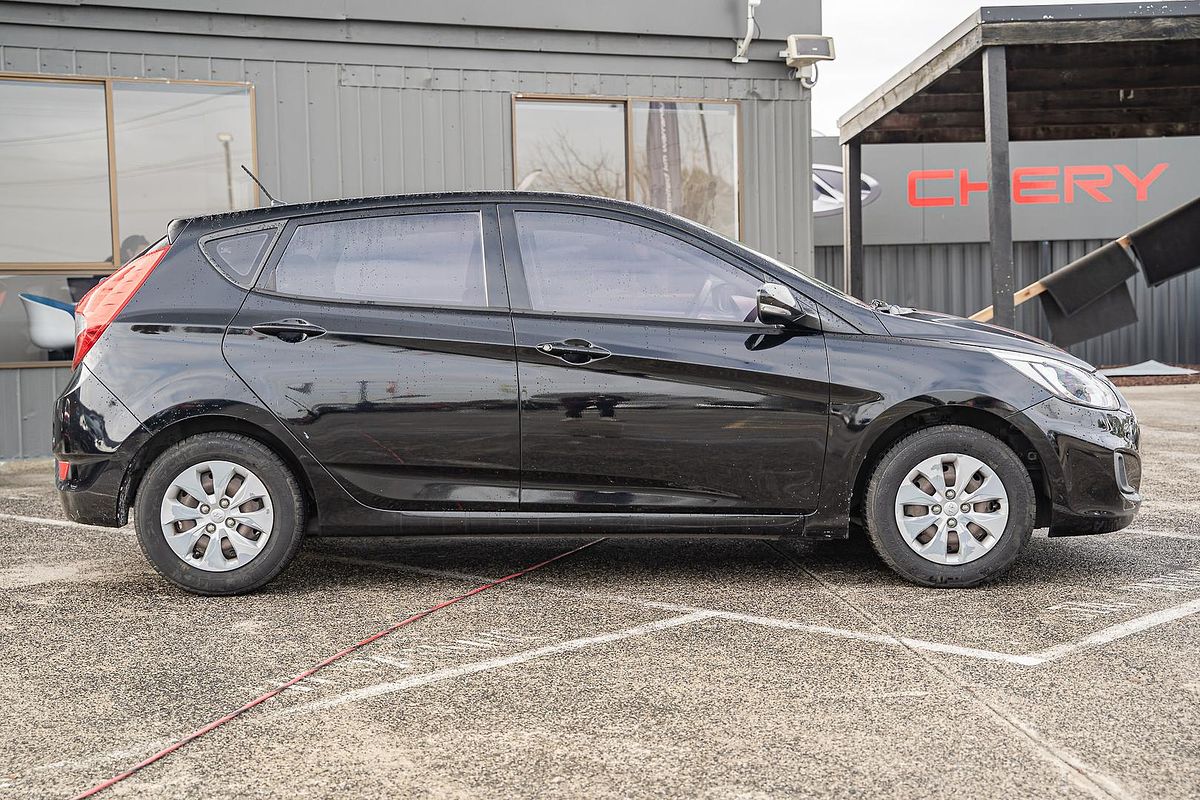 2015 Hyundai Accent Active RB3
