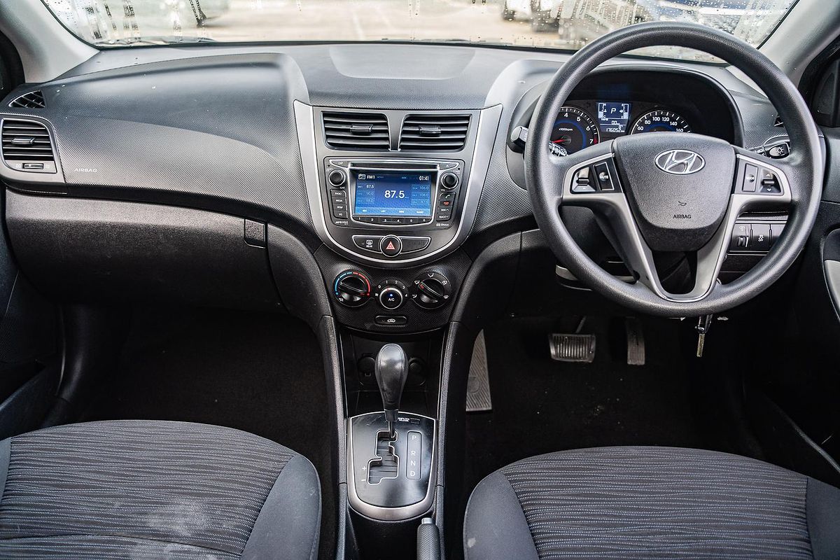 2015 Hyundai Accent Active RB3