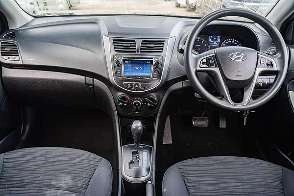 2015 Hyundai Accent Active RB3