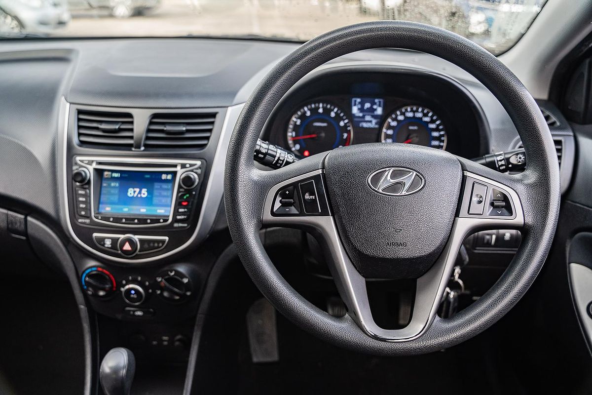2015 Hyundai Accent Active RB3