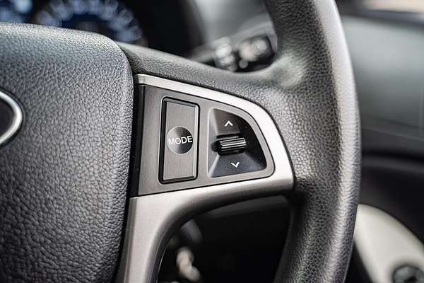 2015 Hyundai Accent Active RB3