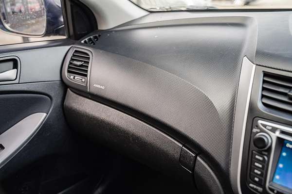 2015 Hyundai Accent Active RB3