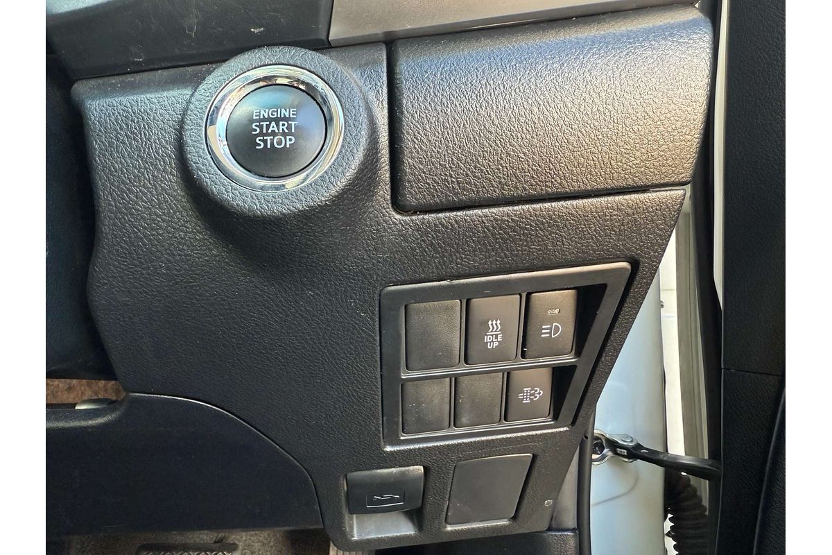 2020 Toyota Hilux SR5 GUN126R 4X4