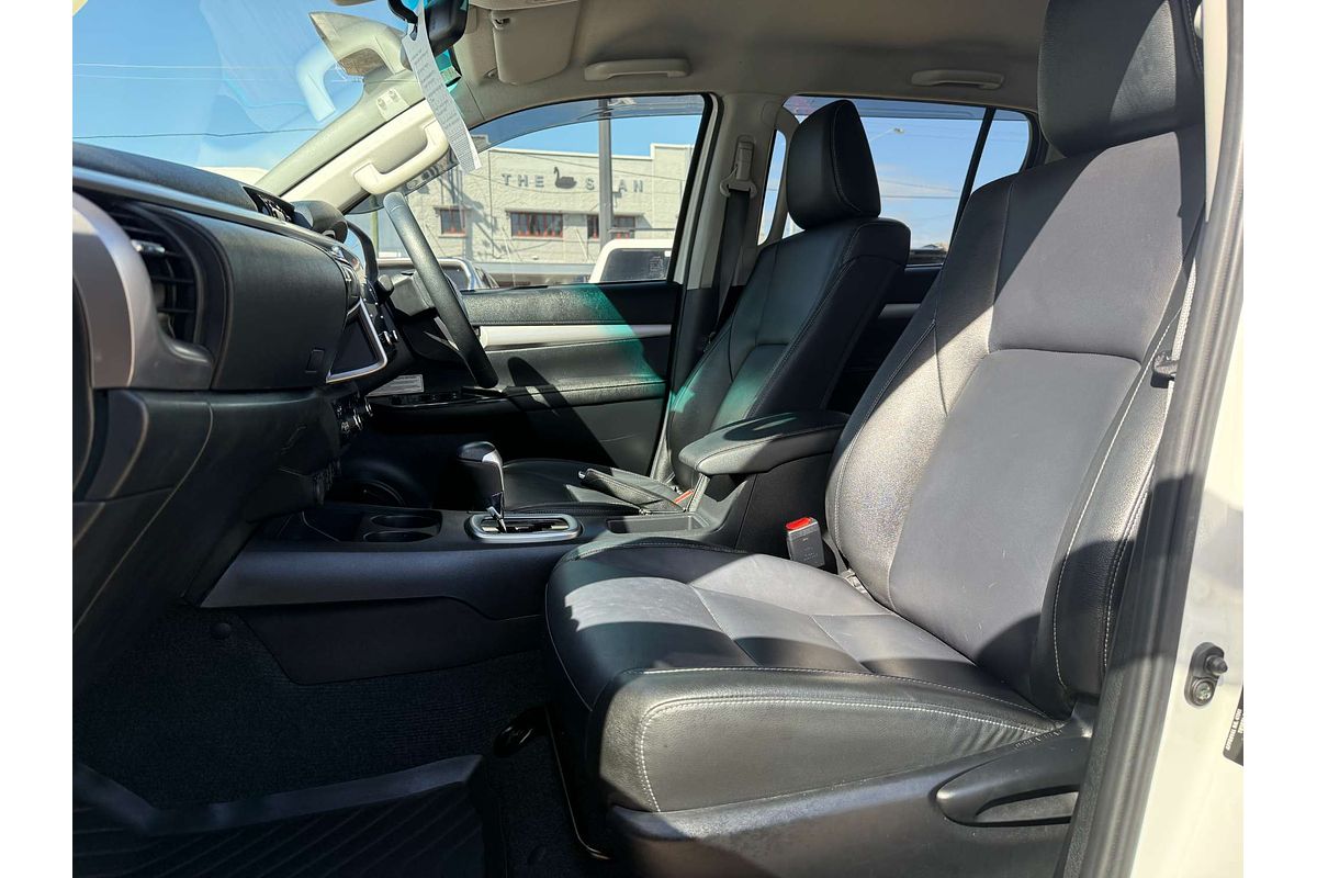 2020 Toyota Hilux SR5 GUN126R 4X4