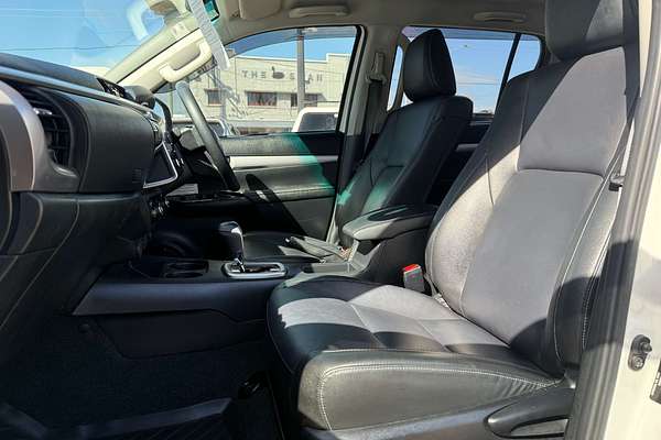 2020 Toyota Hilux SR5 GUN126R 4X4